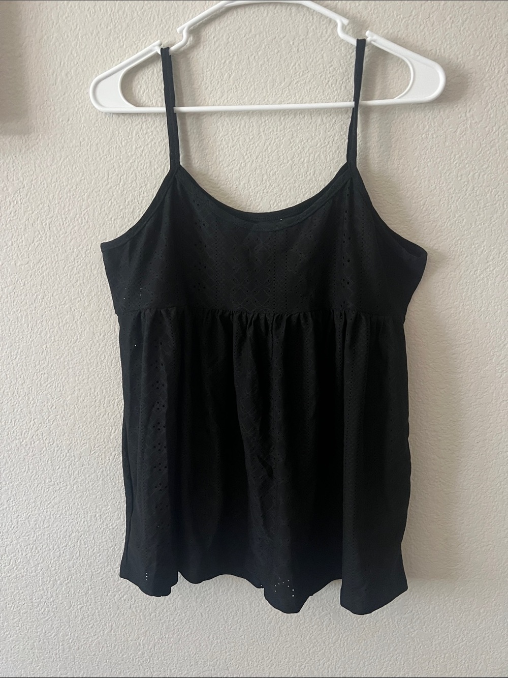 SHEIN Black Eyelet Spaghetti Strap swim cover tank
